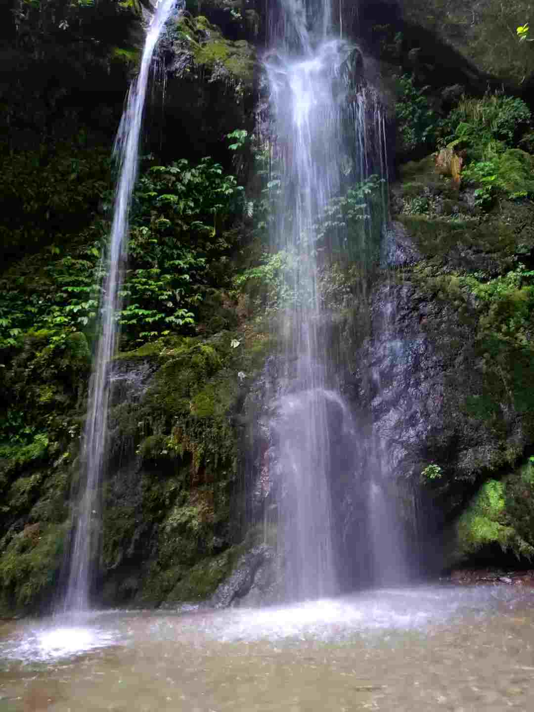 Jibhi Waterfall